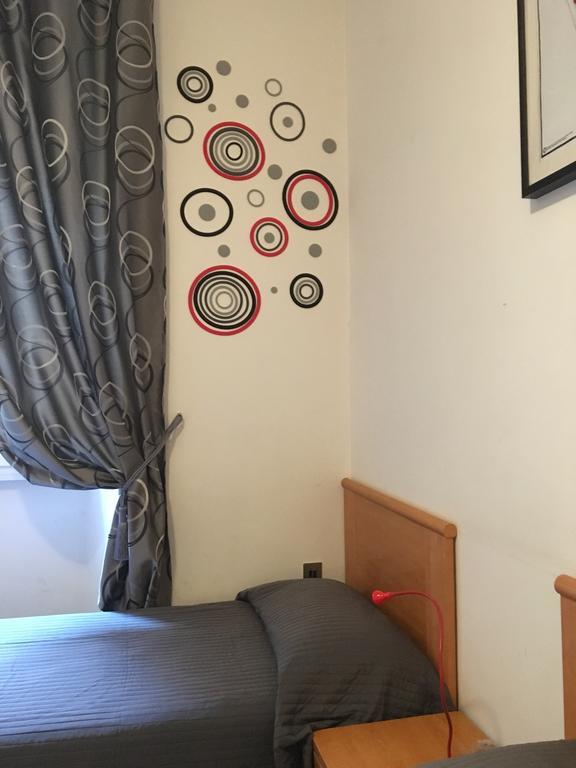 Delightful Apartment 100 Meters From The Colosseum Exterior photo