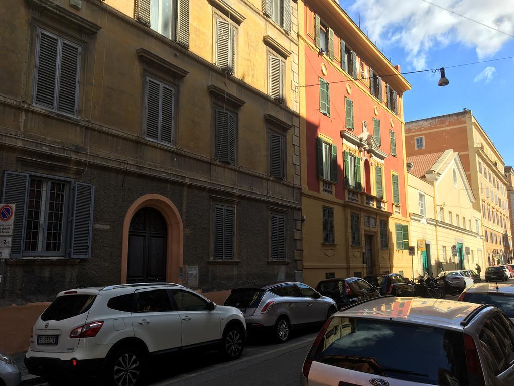 Delightful Apartment 100 Meters From The Colosseum Exterior photo