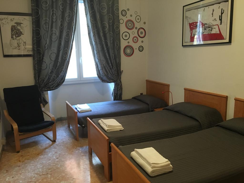 Delightful Apartment 100 Meters From The Colosseum Exterior photo